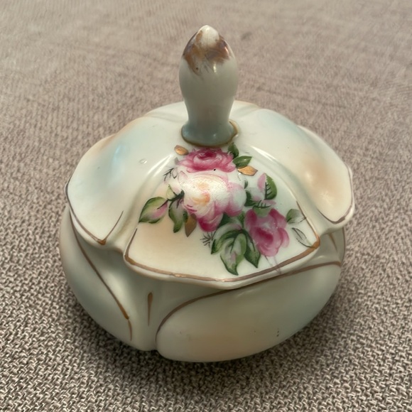 Vintage Rare Thames Hand Painted Porcelain Trinket Dish with Lid No Flaws - Picture 11 of 11